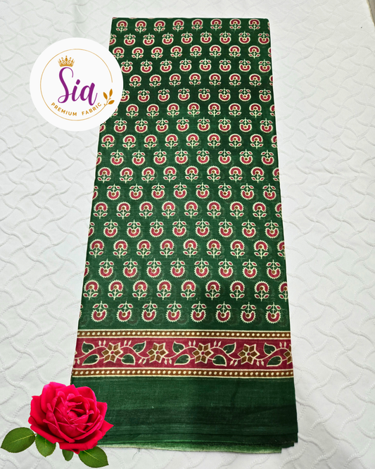 Dark Green simple cotton saree, with blouse piece